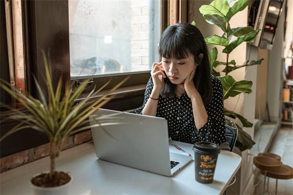 糊里糊涂买的保险怎么退款 糊里糊涂买的保险怎么退款
