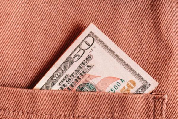 退保现金价值就是能退回的钱吗