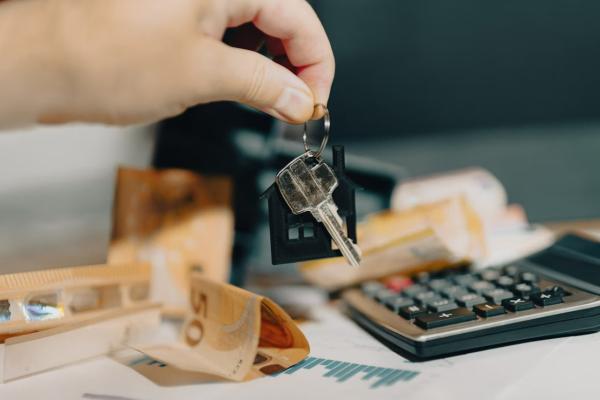 人身险第四套生命表明年实施 人身险第四套生命表明年实施