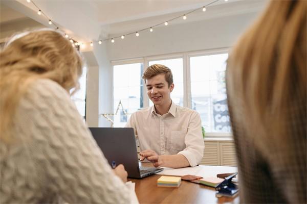境外旅行突发疾病,旅游保险能保吗 境外旅行突发疾病,旅游保险能保吗